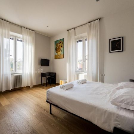 Rrrapido Holy Suites And Rooms - Via Sardegna Milano Eksteriør billede