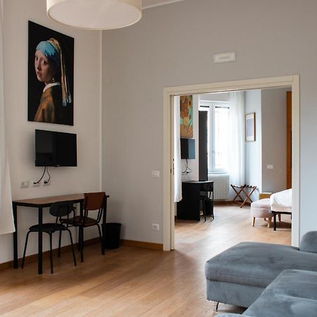 Rrrapido Holy Suites And Rooms - Via Sardegna Milano Eksteriør billede