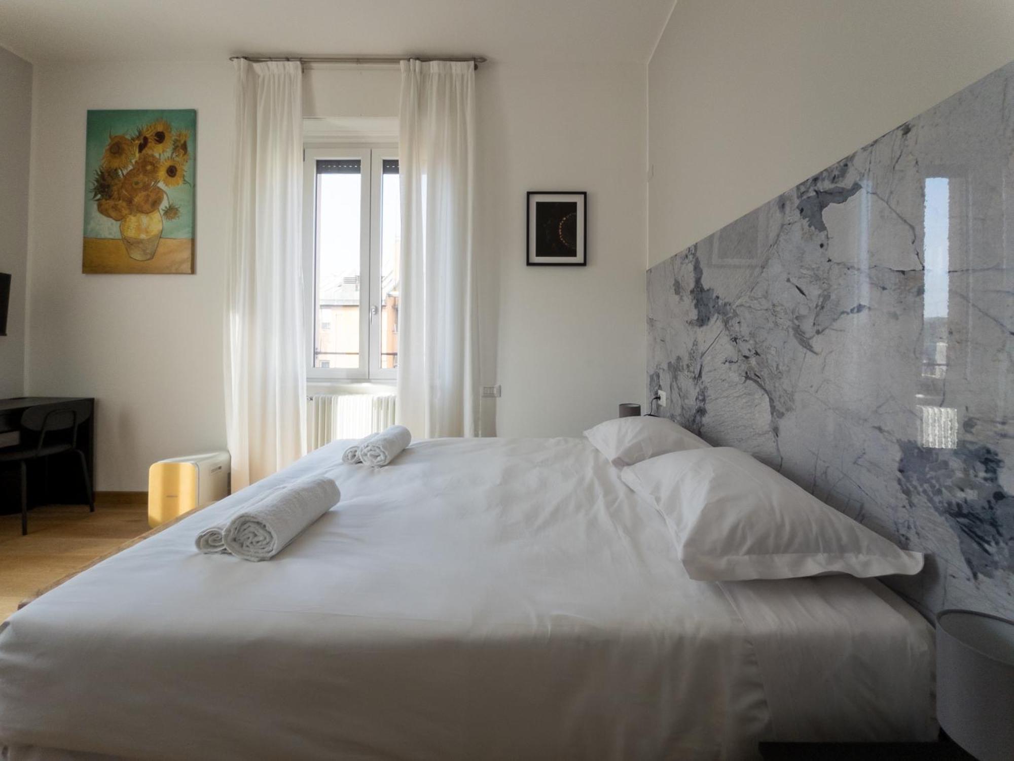 Rrrapido Holy Suites And Rooms - Via Sardegna Milano Eksteriør billede