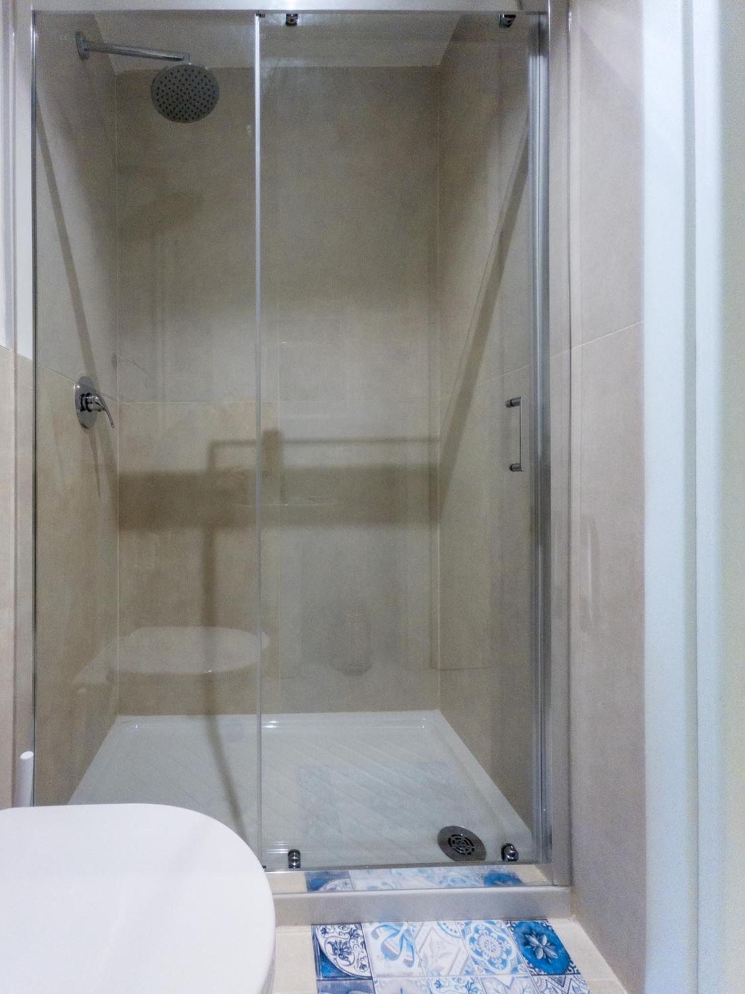 Rrrapido Holy Suites And Rooms - Via Sardegna Milano Eksteriør billede