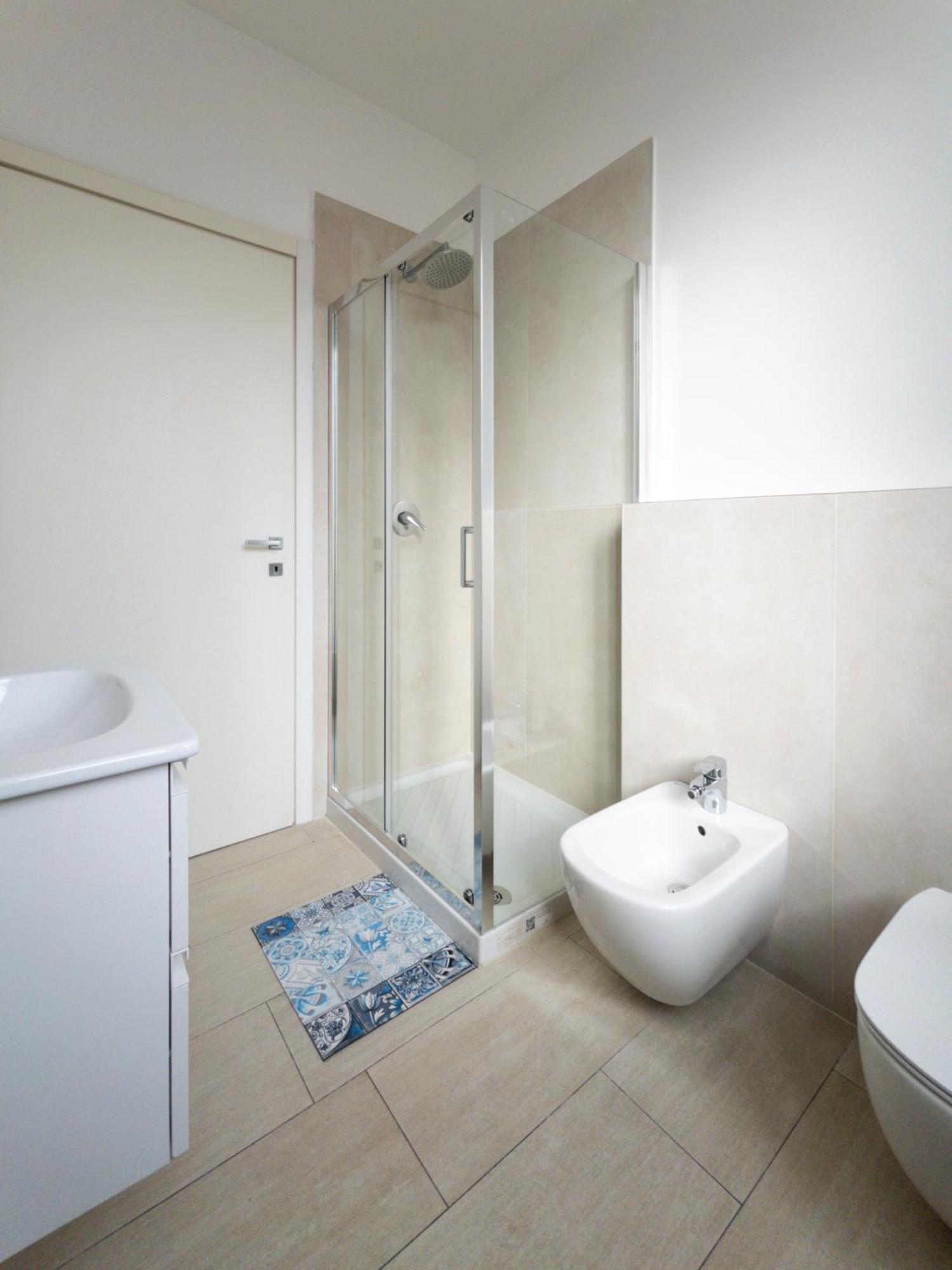 Rrrapido Holy Suites And Rooms - Via Sardegna Milano Eksteriør billede